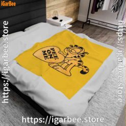 0 garfield pee on me yellow blanket