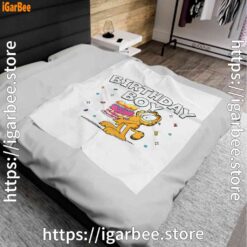 1 garfield birthday boy cake confetti celebration white blanket