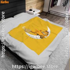 1 garfield halloween crescent moon broom riding yellow blanket
