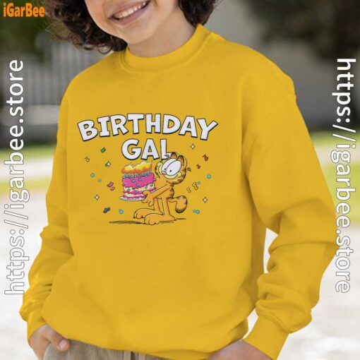 13 garfield birthday elebrating big chest yellow sweatshirt youth boy
