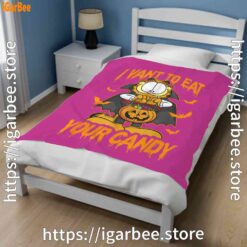 2 garfield halloween want to eat your candy pink blanket