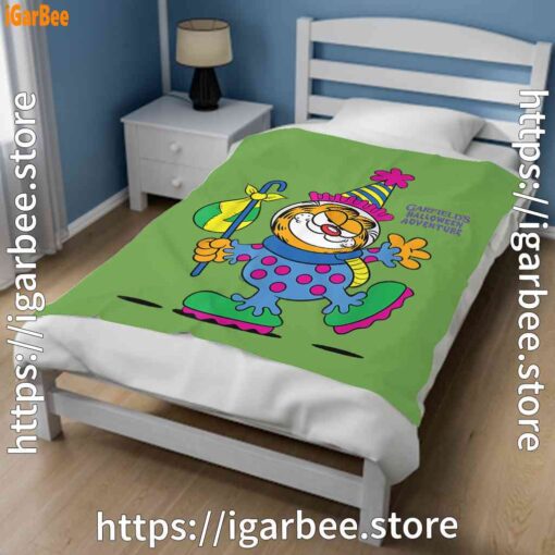 2 garfield just have knack for comedy halloween green blanket
