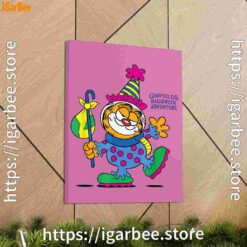 2 garfield just have knack for comedy halloween pink canvas