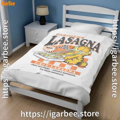 2 garfield vintage the slice garfields lasagna white blanket
