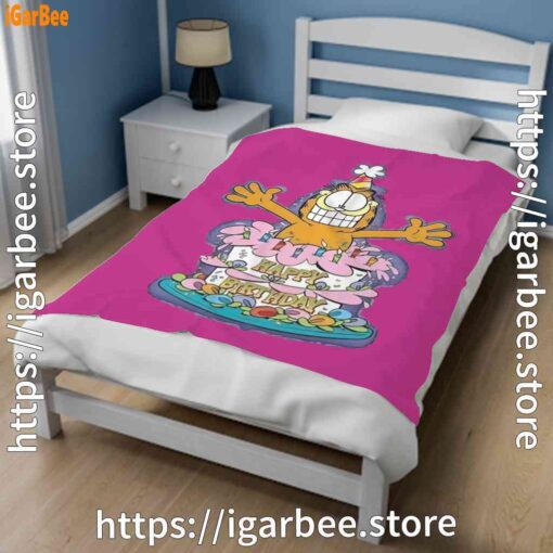 2 happy birthday garfield cat in town pink blanket
