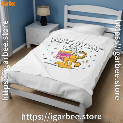3 garfield birthday elebrating big chest white blanket