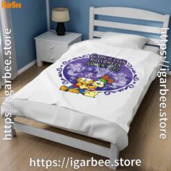 3 garfield halloween adventure hugging white blanket