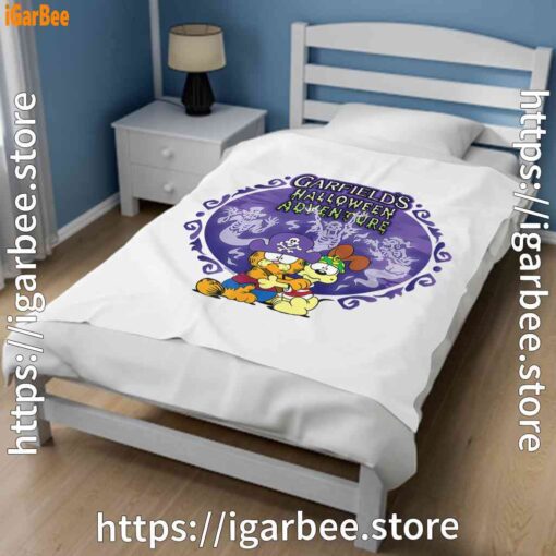 3 garfield halloween adventure hugging white blanket