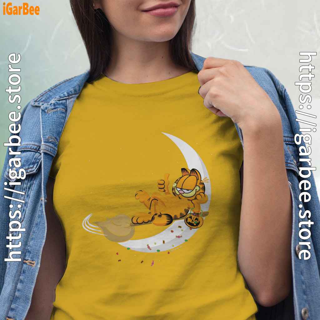 garfield halloween crescent moon broom riding women yellow shirt garfield halloween crescent moon broom riding women yellow shirt