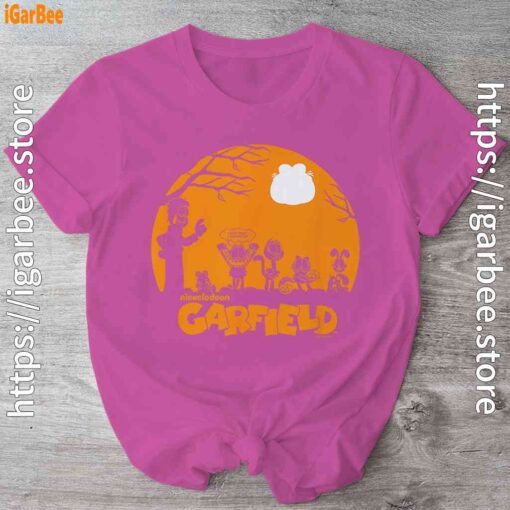 garfield halloween group shot nighttime spooky silhouette pink shirt