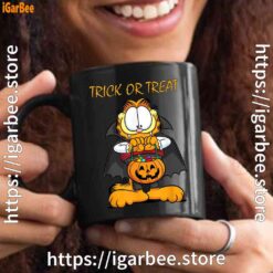 garfield halloween trick or treat pumpkin black mug 15oz