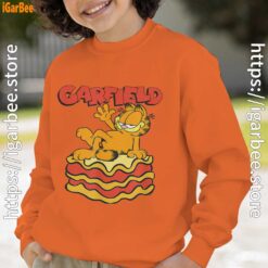 garfield lasagna slice pose orange boy sweatshirts