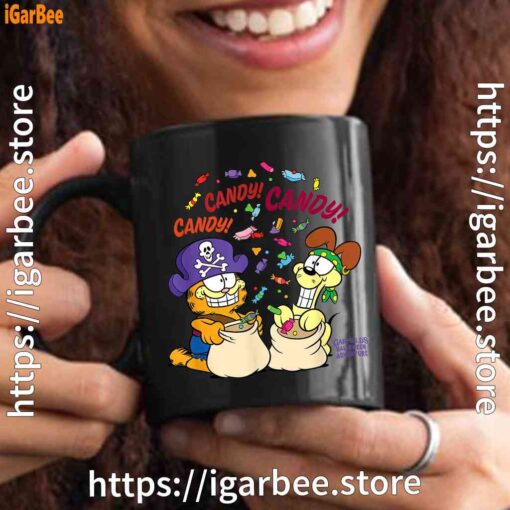 halloween garfield eat candy it’s lifestyle black mug 15oz