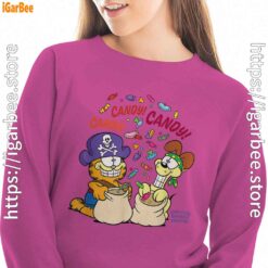 halloween garfield eat candy it’s lifestyle pink women sweatshirt