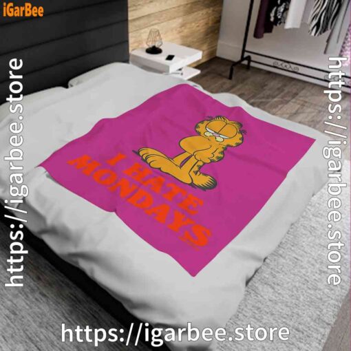1 hate mondays garfield are just nature’s way of ruining my life pink blanket