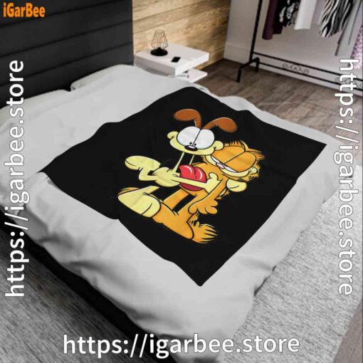 1 ripple junction garfield odie hugging black blanket