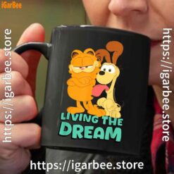 2 garfield and odie living the dream black coffee mug 11oz