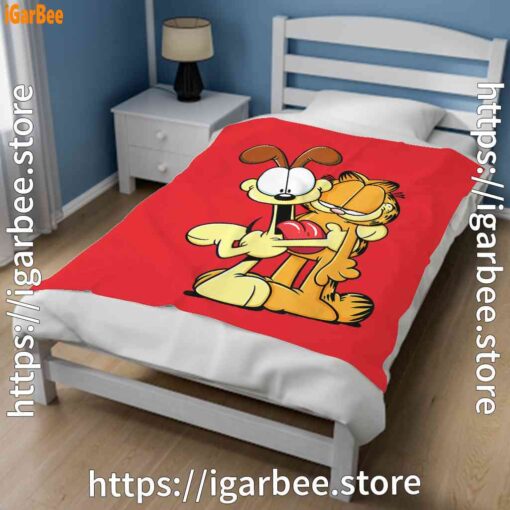 2 ripple junction garfield odie hugging red blanket