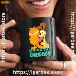 3 garfield and odie living the dream black mug 15oz