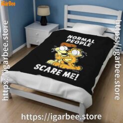 3 garfield normal people scare me black blanket