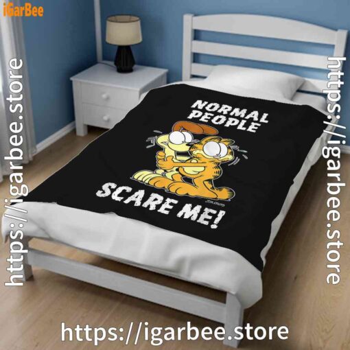 3 garfield normal people scare me black blanket
