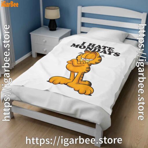 3 hate mondays garfield white blanket