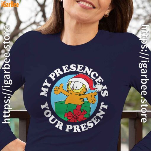 garfield christmas my presence is your present navy long sleeve women