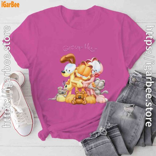 garfield group hug pink tee shirt