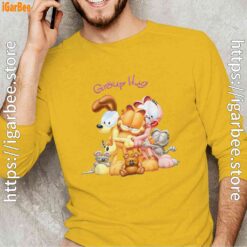 garfield group hug yellow long sleeve man