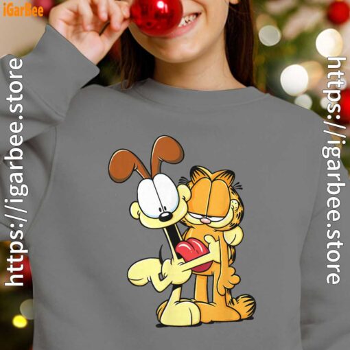 ripple junction garfield odie hugging youth girl with gray sweatshirt