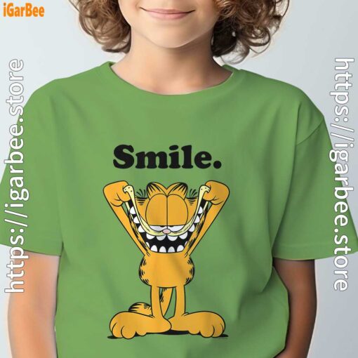 garfield classic smile here to be awesome tee green for youth boy