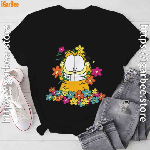 garfield in the garden black tee shirt